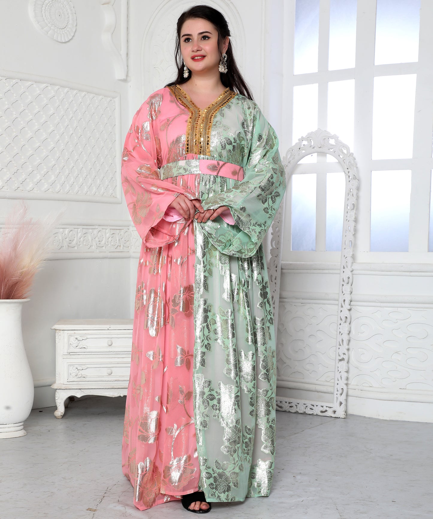 Designer-Wear Dual Tone Jalabiya Kaftan In Brasso