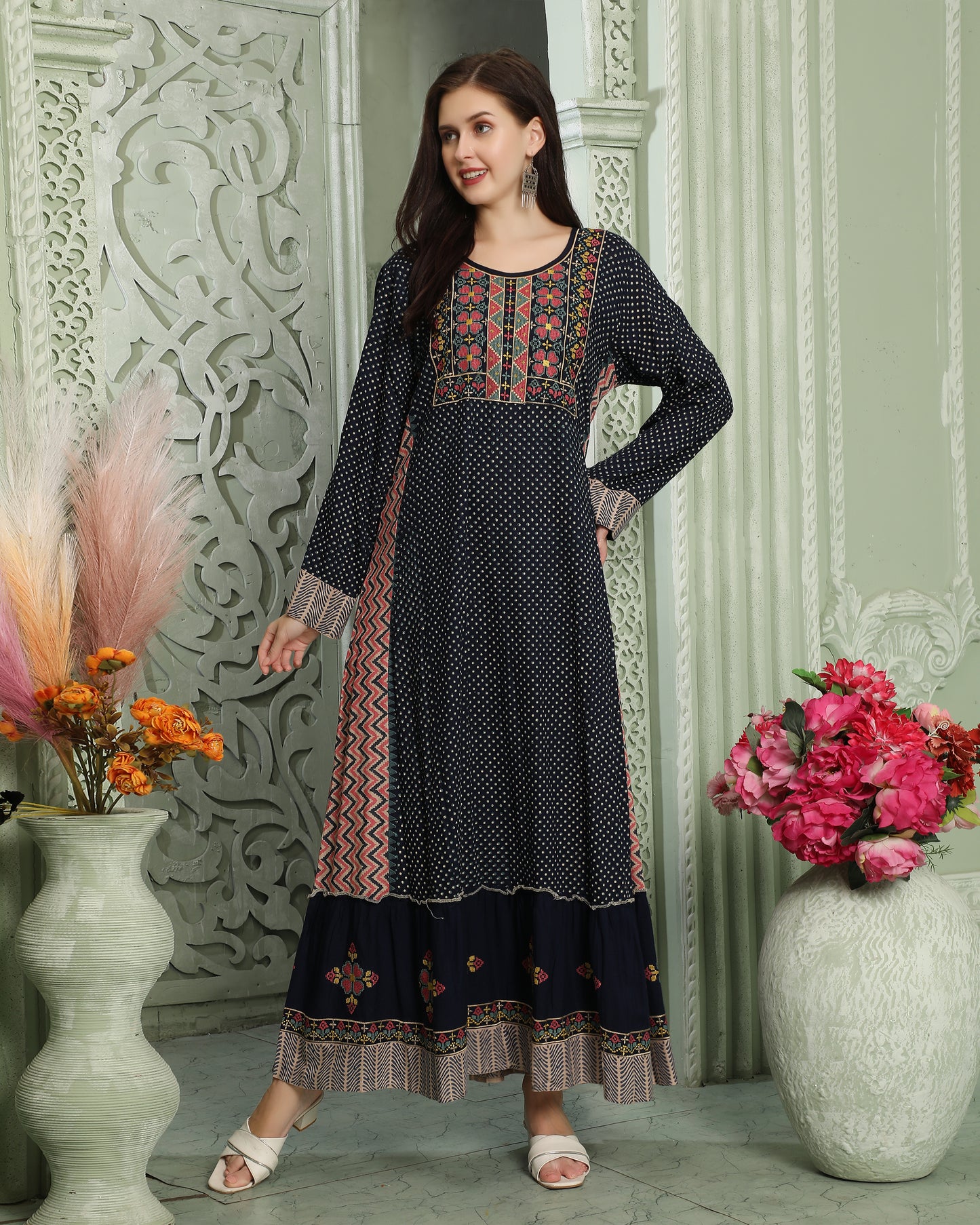 Polkadot Jalabiya Kaftan With Geometric Shapes