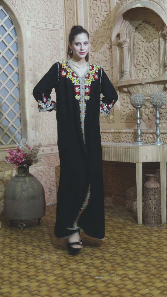 Load and play video in Gallery viewer, Delicate Embroidery Dubai Kaftan Abaya Arabic Dress
