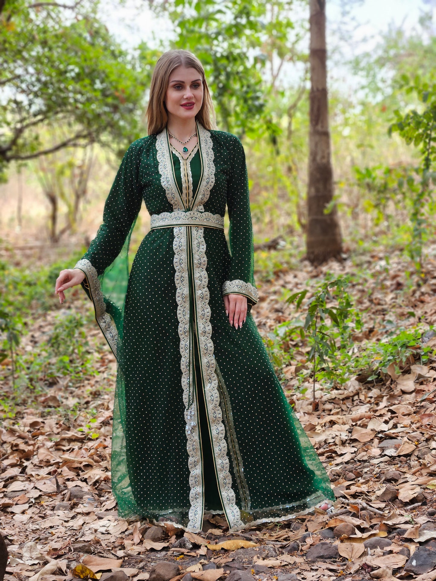 Khaleeji Thobe Dubai Kaftan Wedding Gown