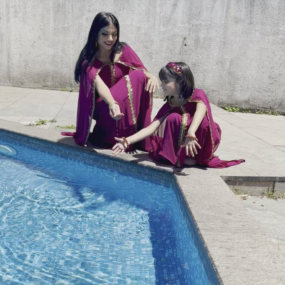 
                  
                    Load and play video in Gallery viewer, Takchita Kaftan Dress for Women with Embroidered Lace Mother Daughter Set
                  
                
