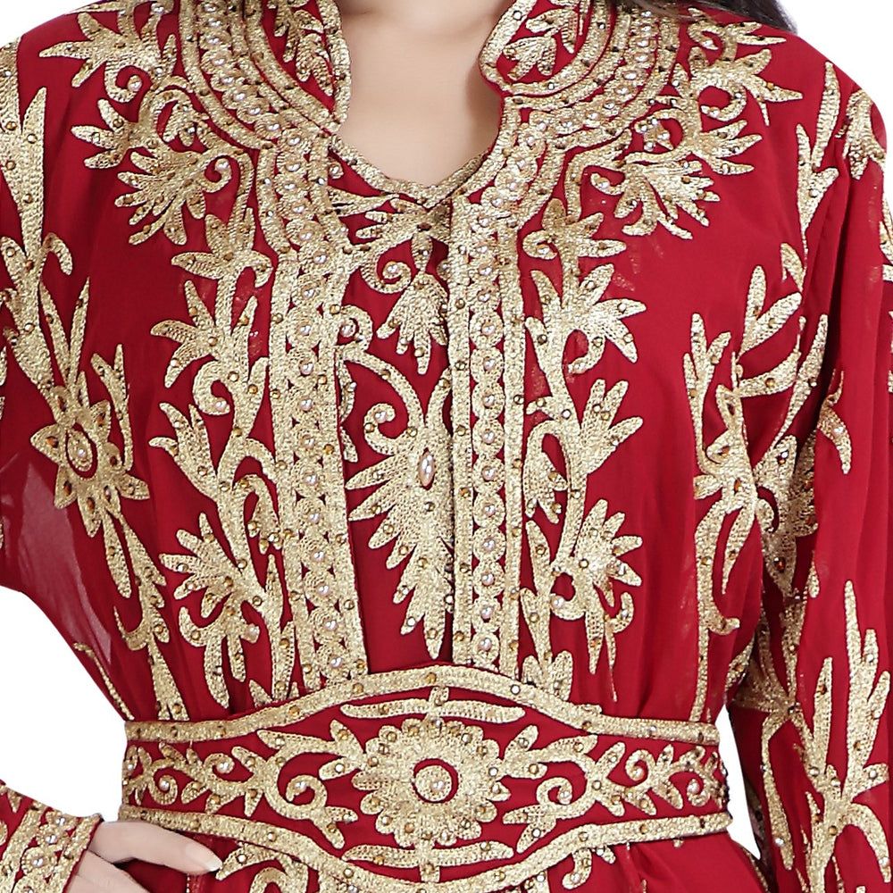 
                  
                    Traditional Dress Khaleeji Thobe Wedding Gown - Maxim Creation
                  
                