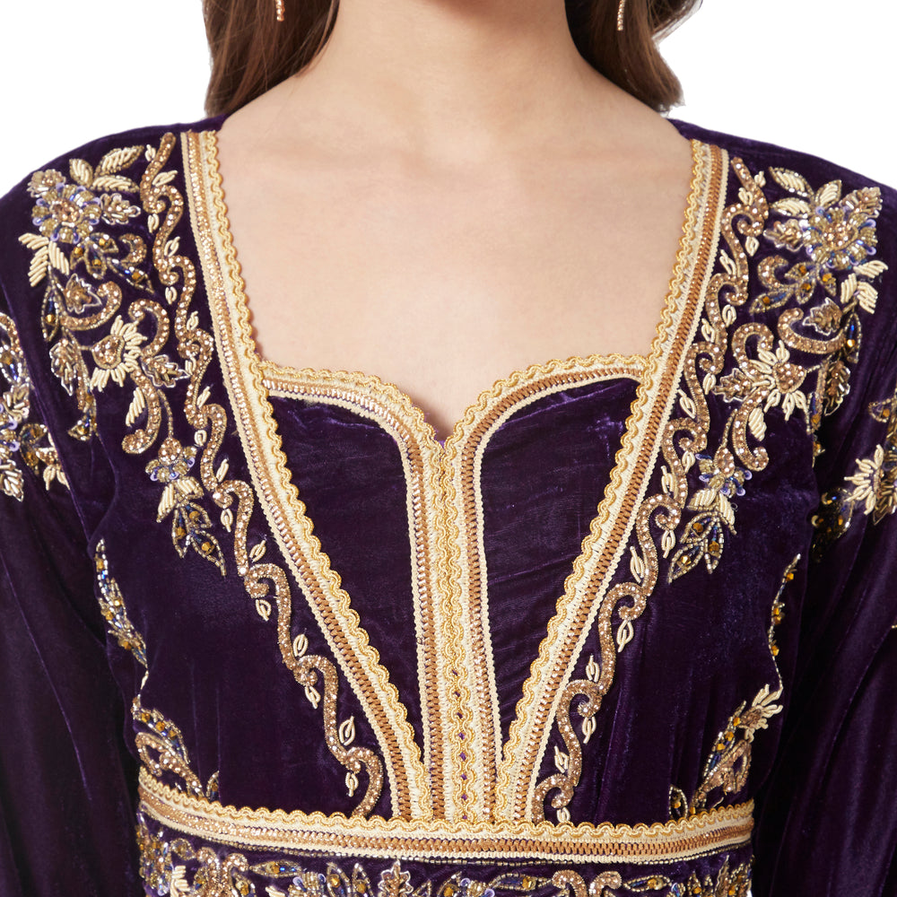 
                  
                    Designer Takchita Caftan Purple Velvet Wedding Gown - Maxim Creation
                  
                