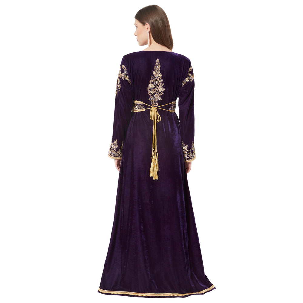 
                  
                    Designer Takchita Caftan Purple Velvet Wedding Gown - Maxim Creation
                  
                