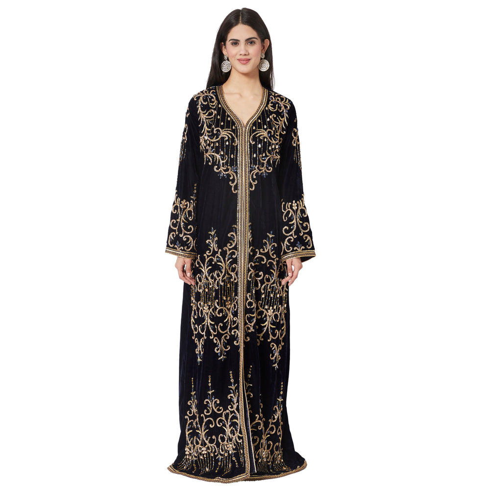 
                  
                    Designer Velvet Kaftan Crystal Handwork Wedding Gown - Maxim Creation
                  
                